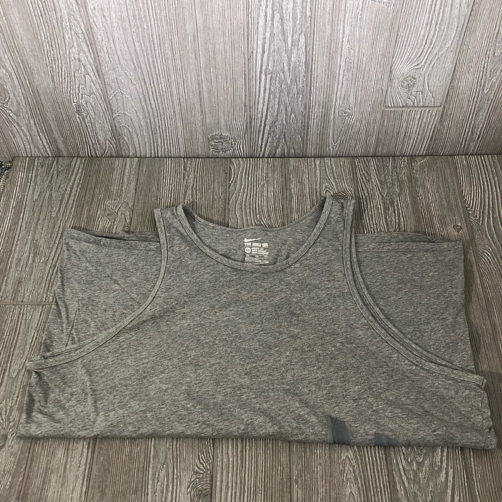 Nike Gray Athletic Cut Mens Tank Top